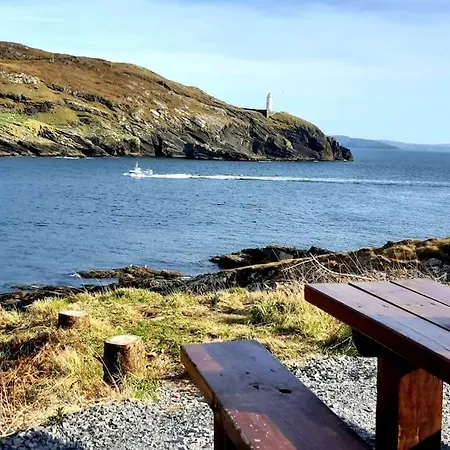 度假居 Castle Road House