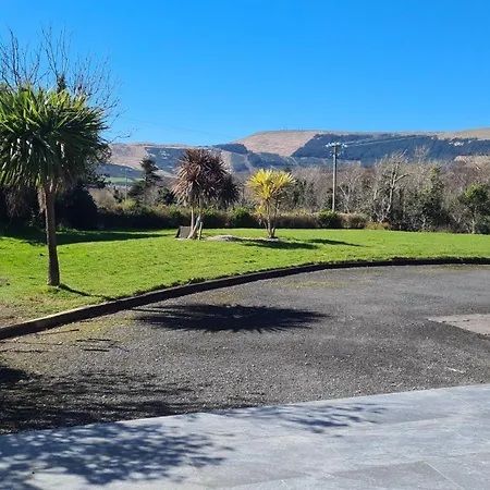 Castle Road House Prázdninový dům *