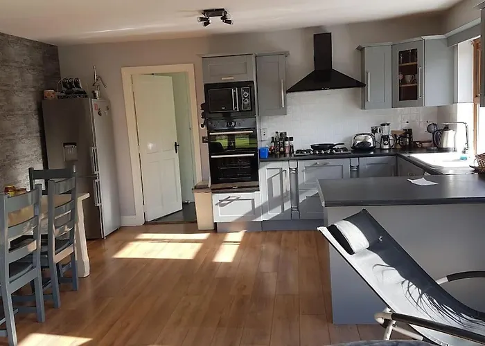 Castle Road House キャッスルタウンベア