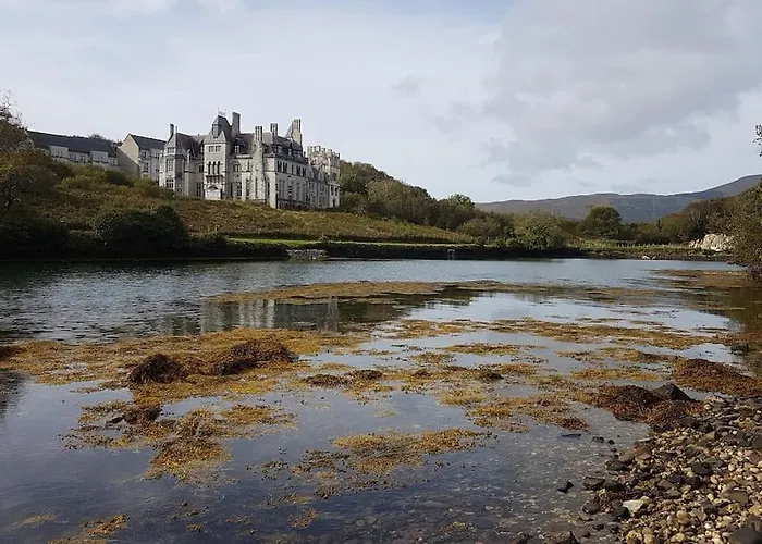 別荘 Castle Road House