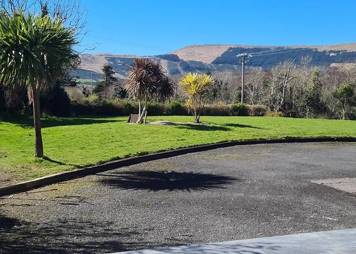 Castle Road House 別荘 *