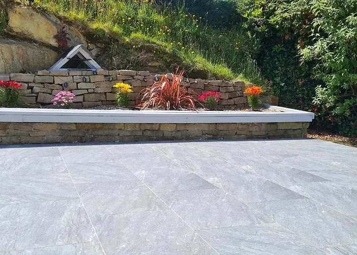 Castle Road House キャッスルタウンベア